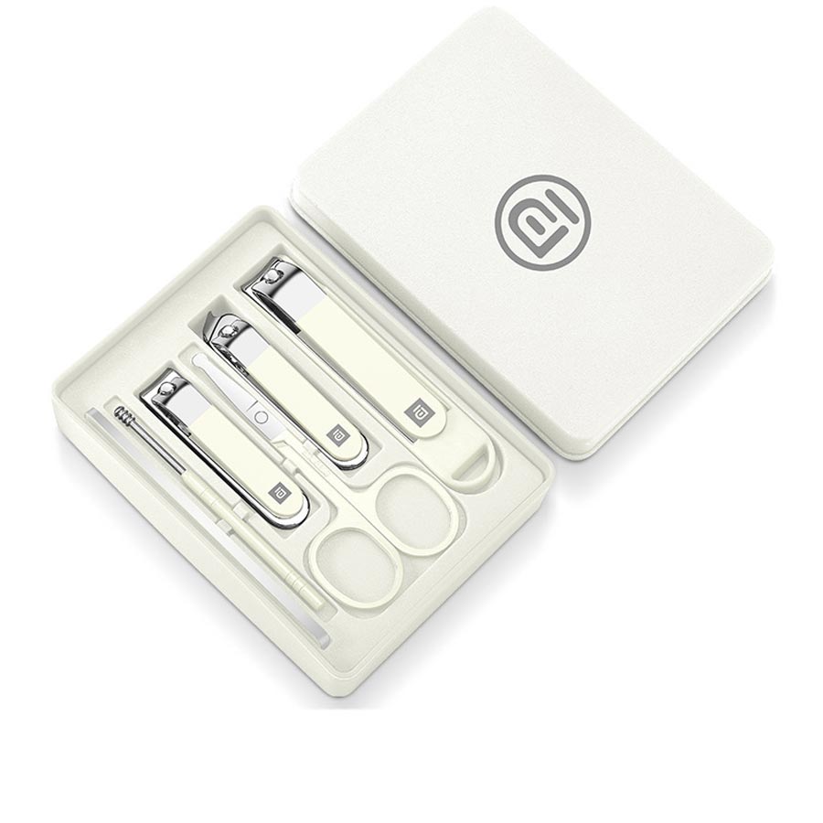 (50% OFF) 6-in-1 Nail Clipping & Care Set – Perfect for All Needs